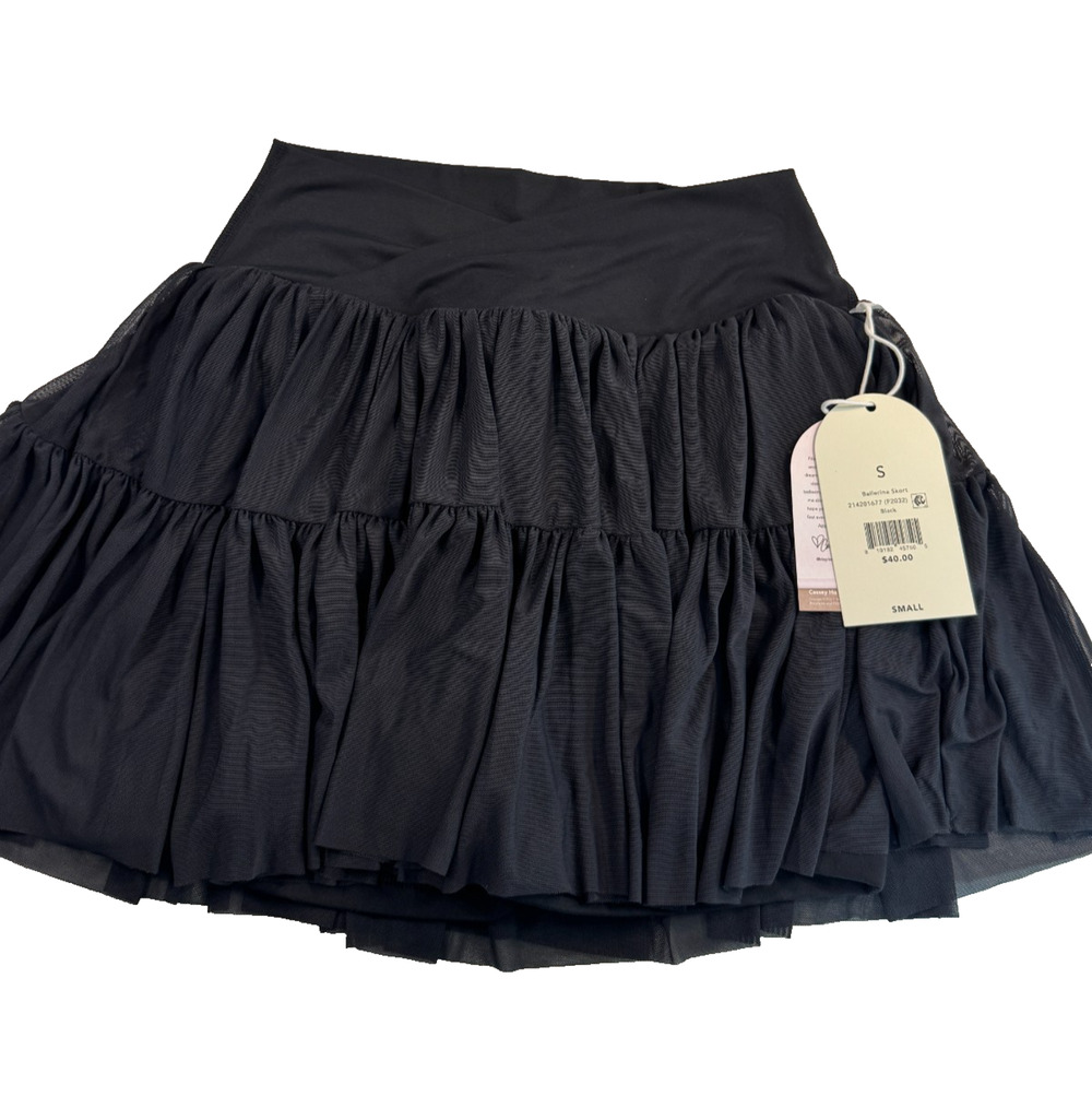 Blogilates Women's Ballerina Skort Size Medium Black NWT
